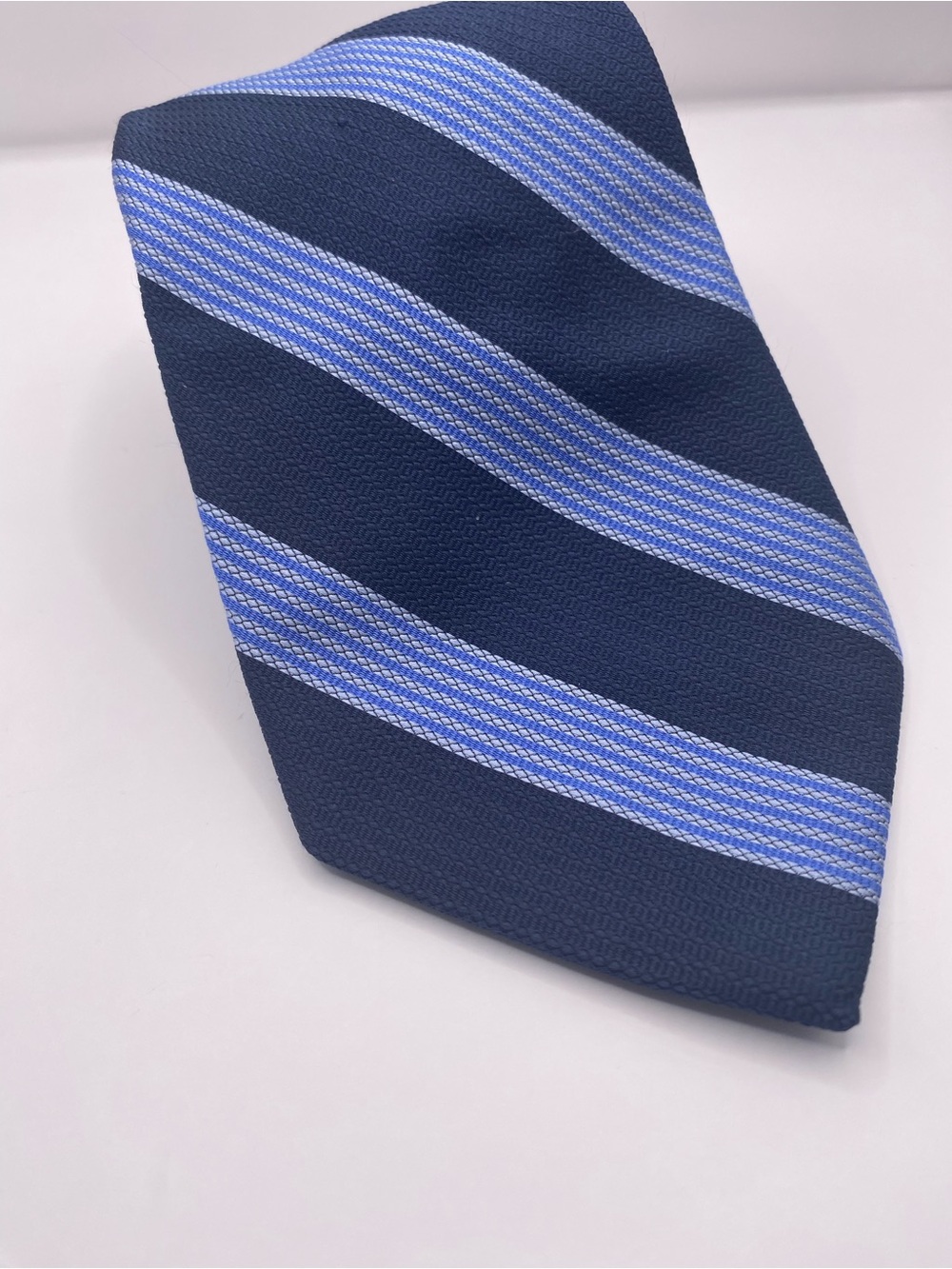Brooks Brothers Navy and Light Blue Diagonal Stripe Silk Tie